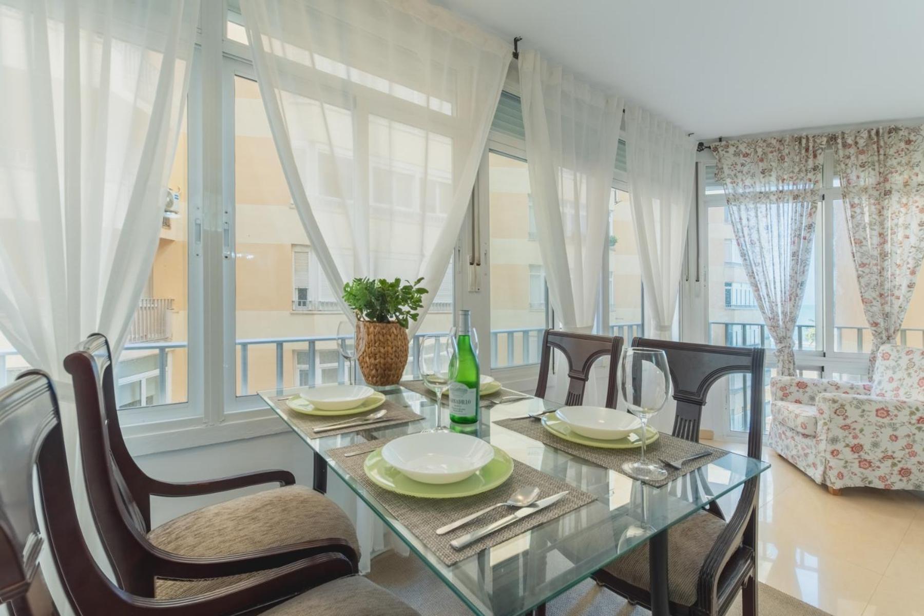 Disfruta Vacaciones Familiares Piso Frente Al Mar Apartment Cadiz